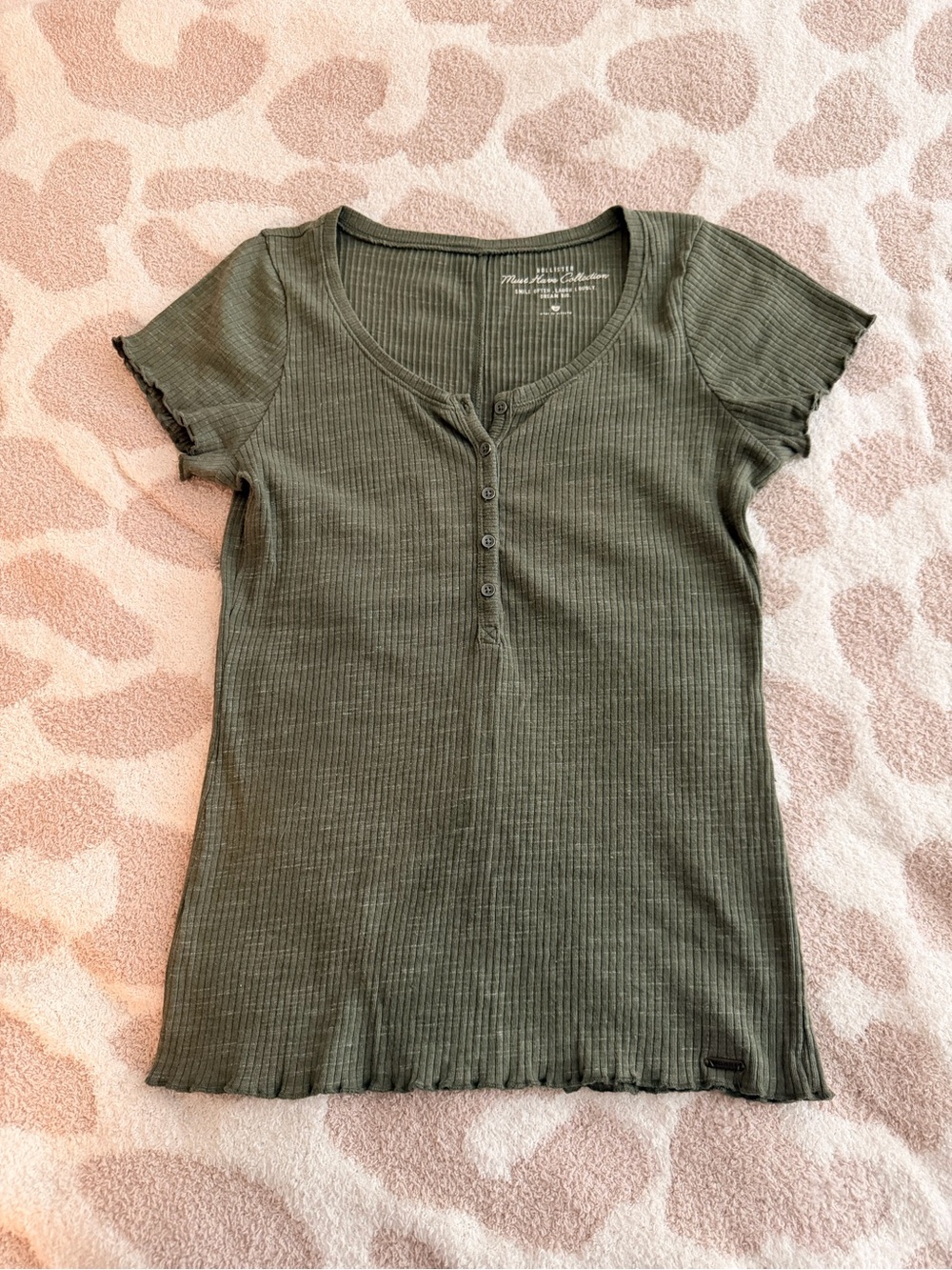 Hollister green Tshirt
